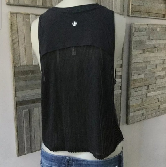 Lululemon Just Pleat It Tank - Picture 3 of 4